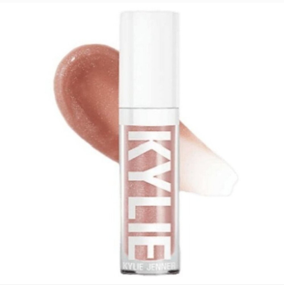 Kylie Jenner Lip Plumping gloss in Curve Him